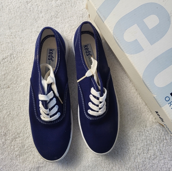 Keds Original Women's Size 6 Blue Sneakers NWOT Original Box Included - Picture 5 of 5